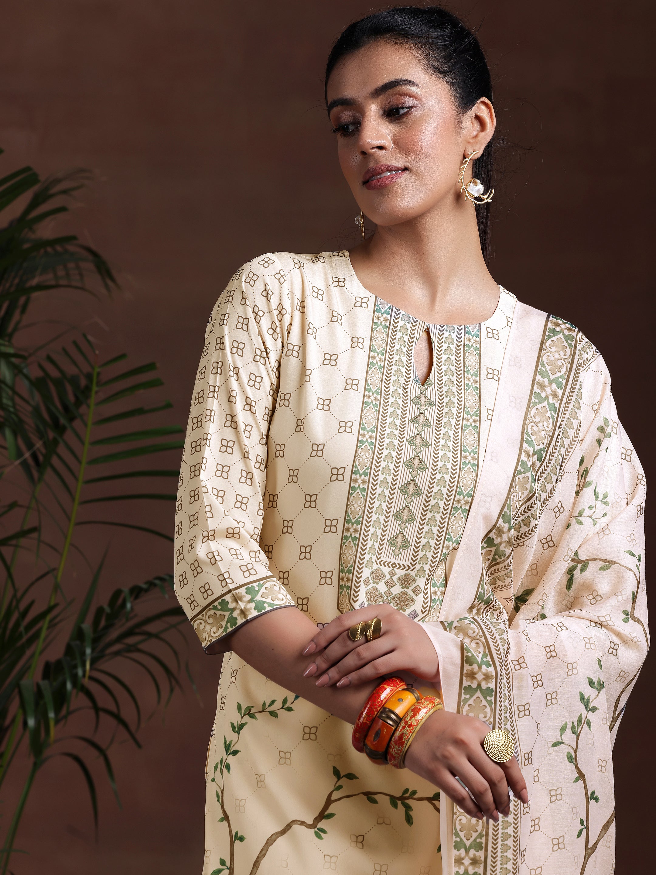 Off White Printed Poly Crepe Straight Suit With Dupatta