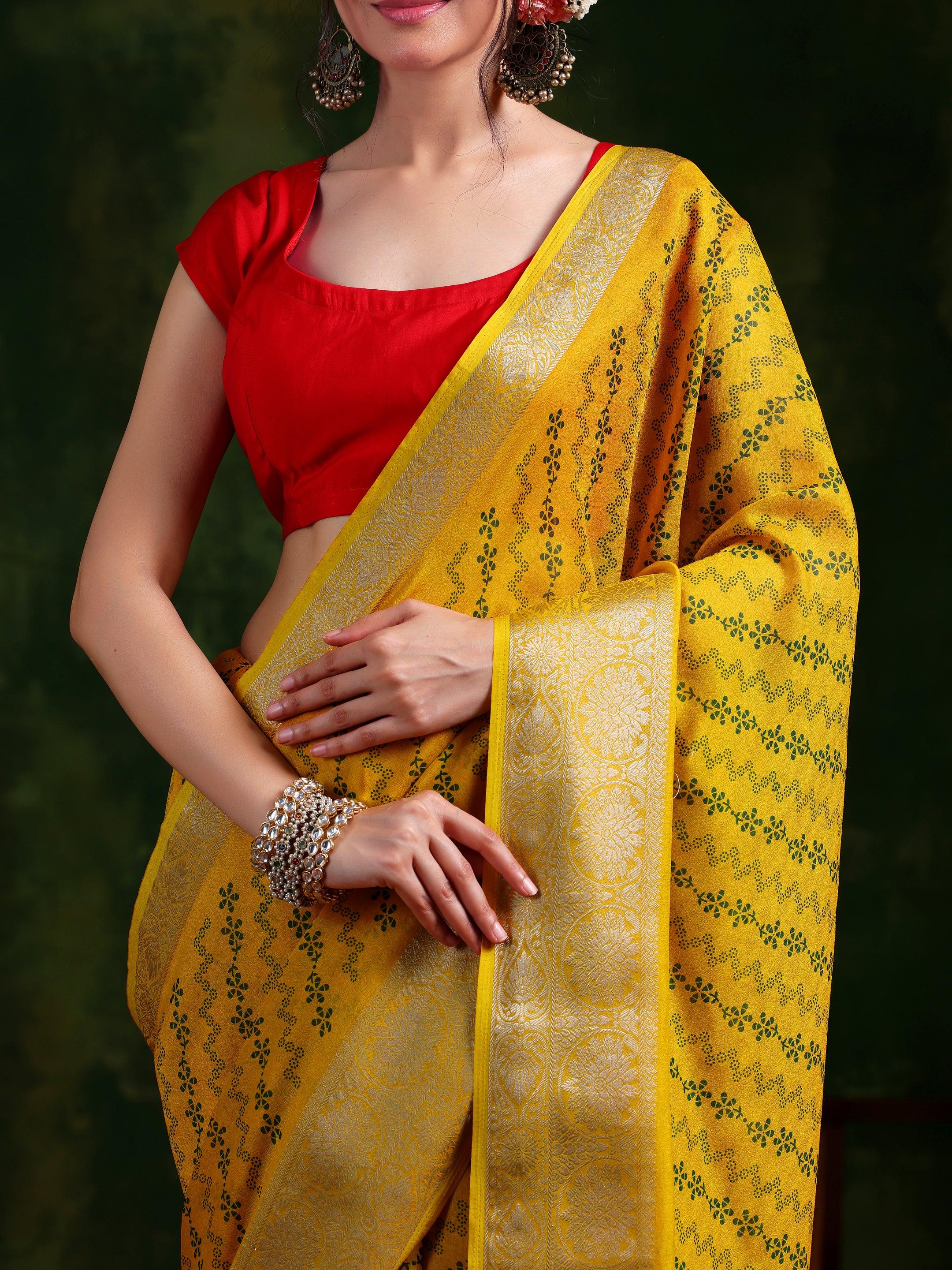 Mustard Printed Silk Blend Saree With Unstitched Blouse Piece