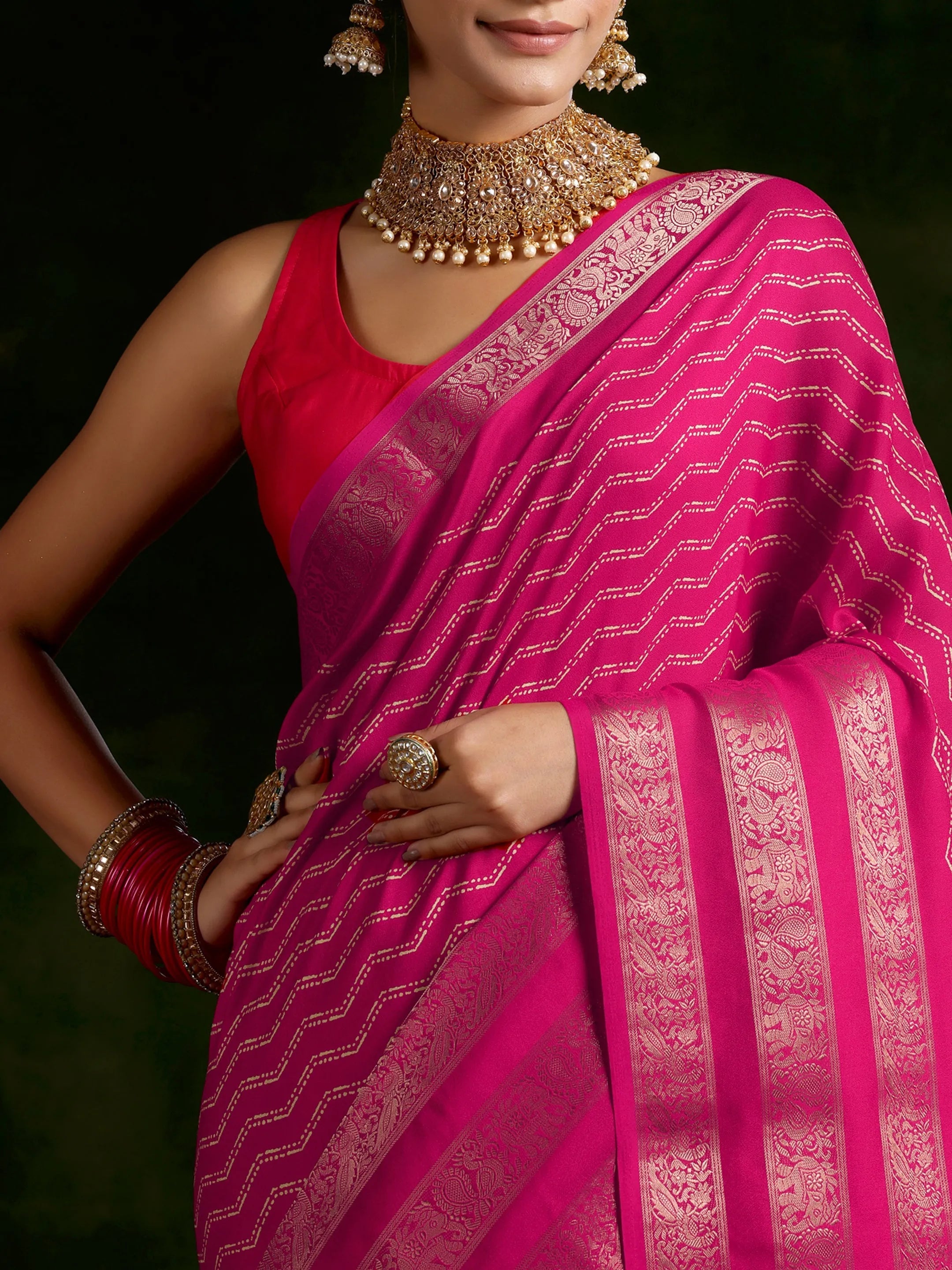 Pink Printed Silk Blend Saree With Unstitched Blouse Piece