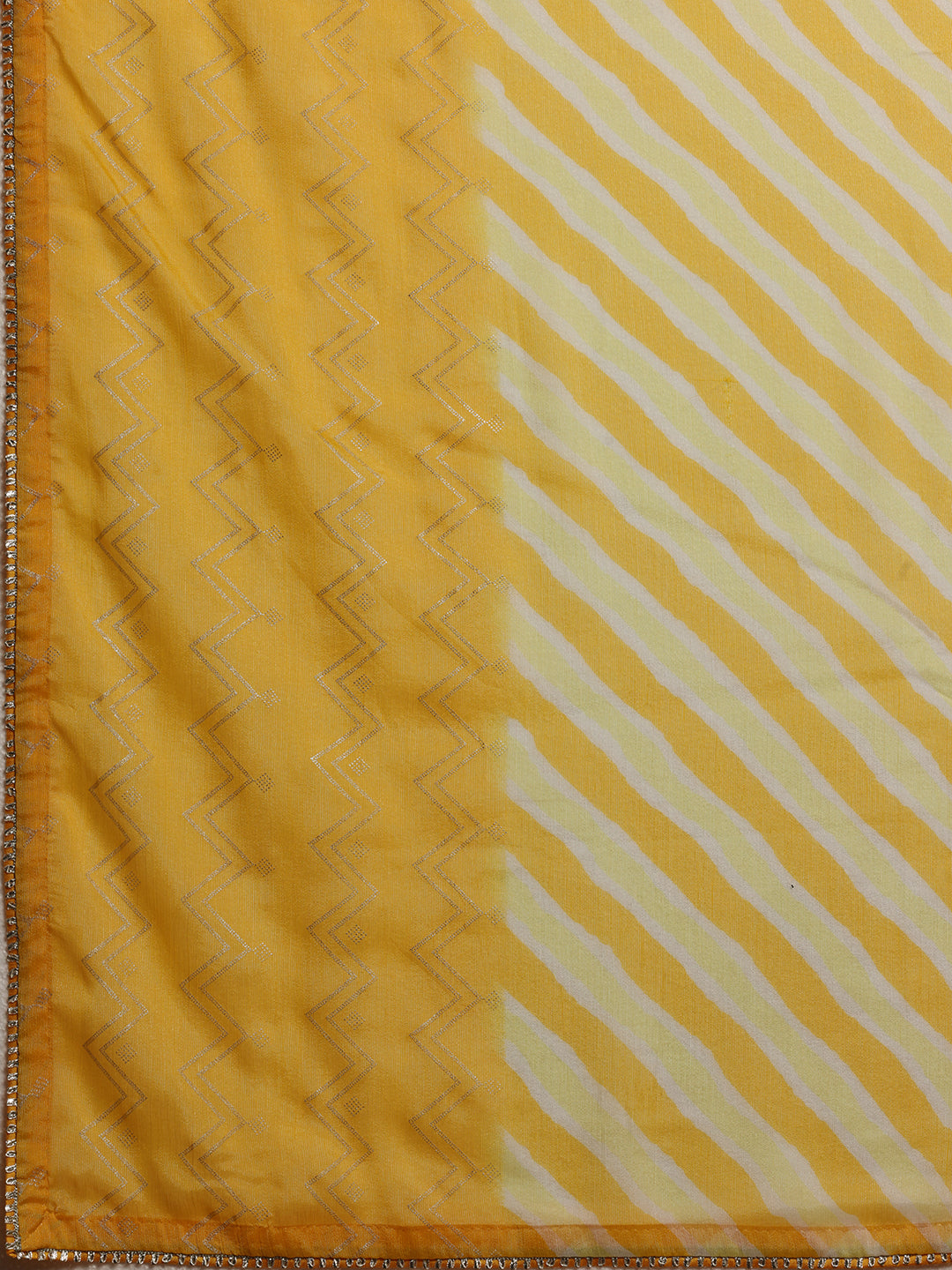 Yellow Printed Silk Blend Saree With Unstitched Blouse Piece