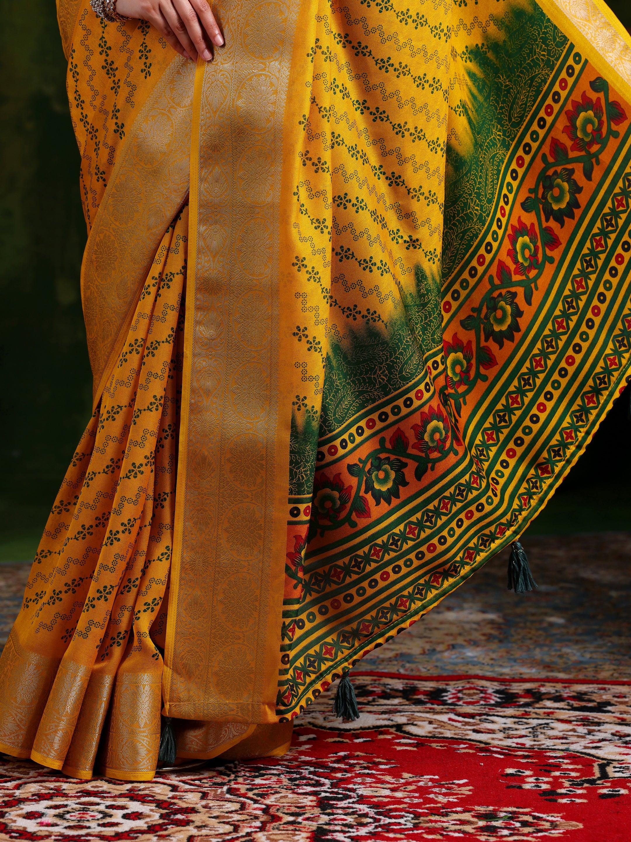 Mustard Printed Silk Blend Saree With Unstitched Blouse Piece