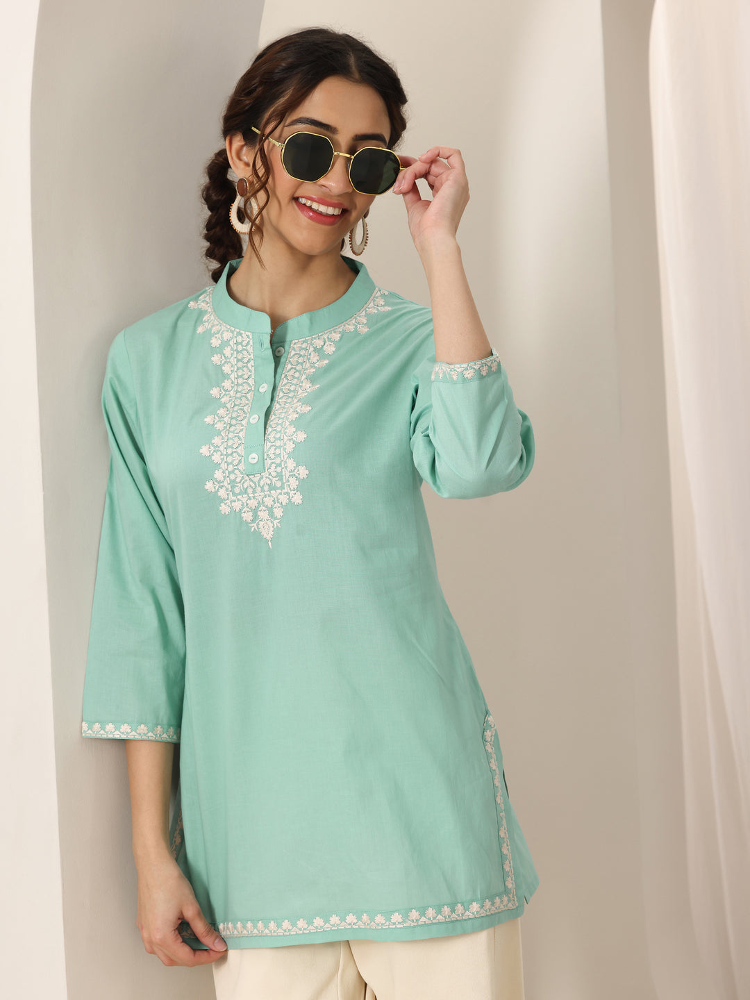 Green Embroidered Cotton Straight Short Kurti