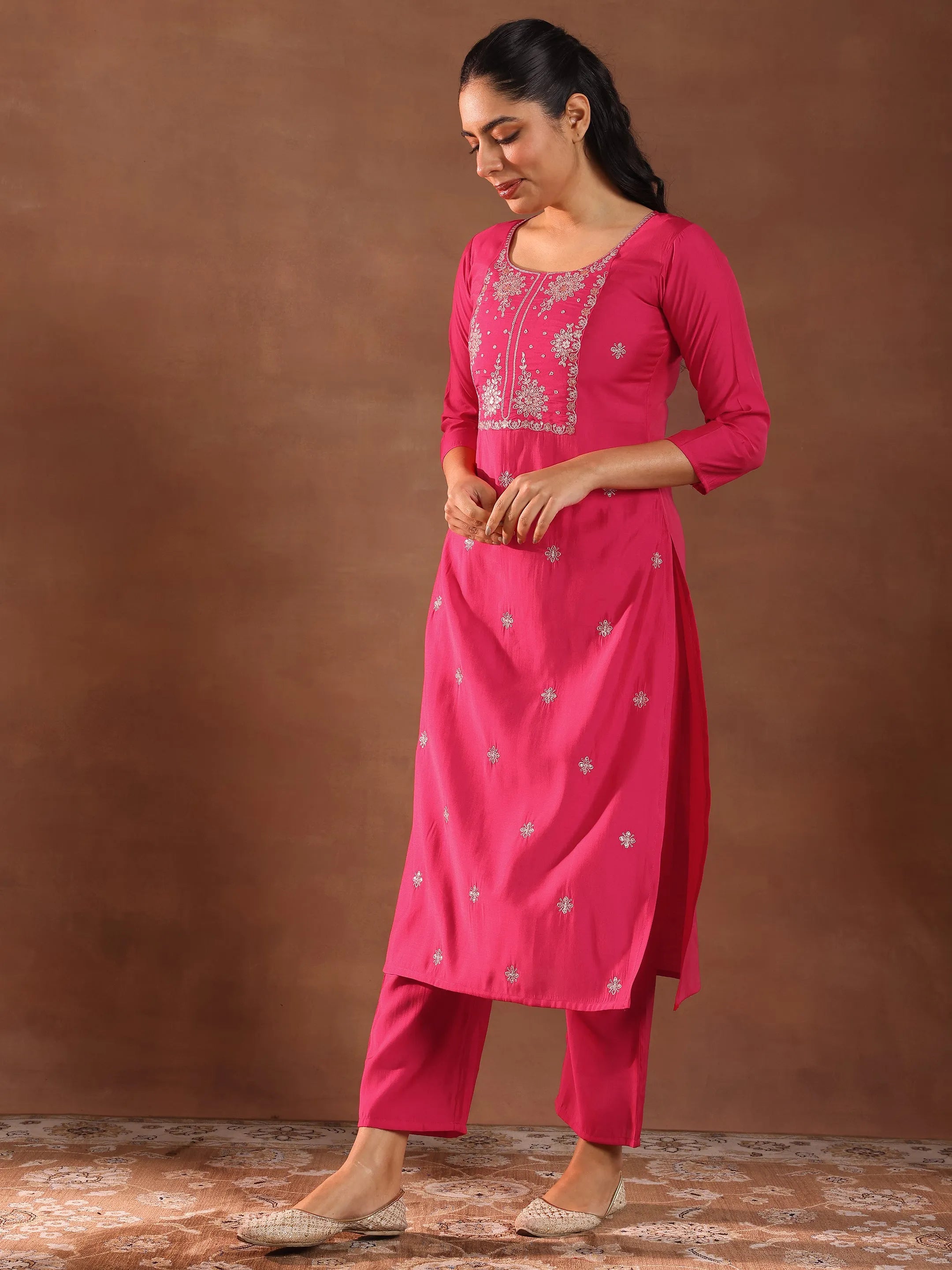 Pink Embroidered Silk Blend Straight Suit With Dupatta