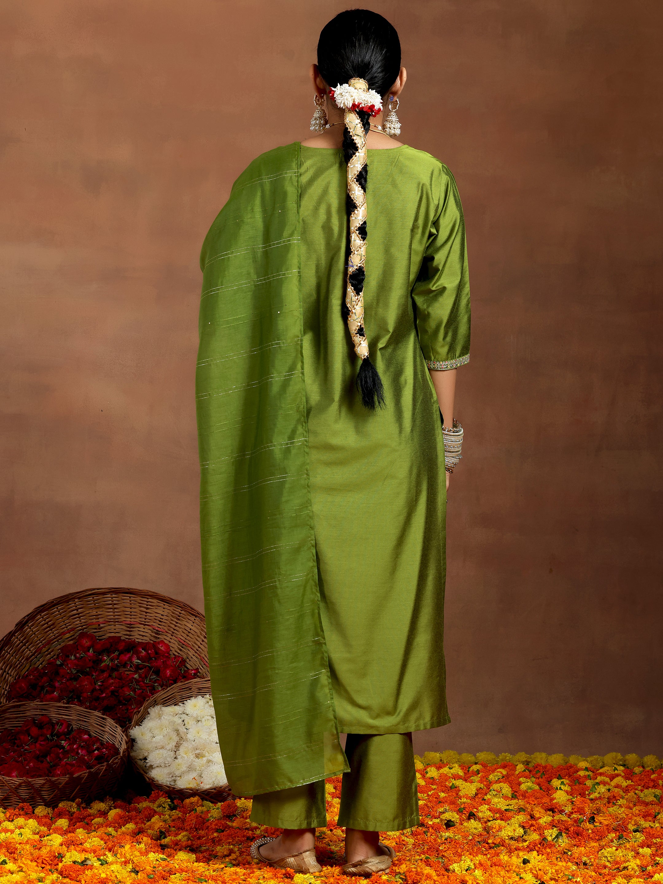 Green Yoke Design Silk Blend Straight Suit With Dupatta