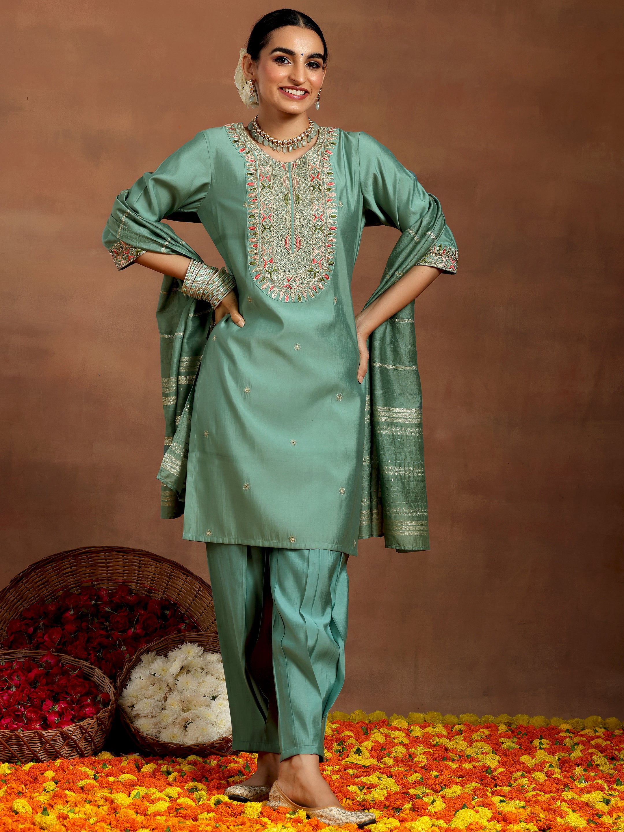 Green Embroidered Silk Blend Straight Suit With Dupatta