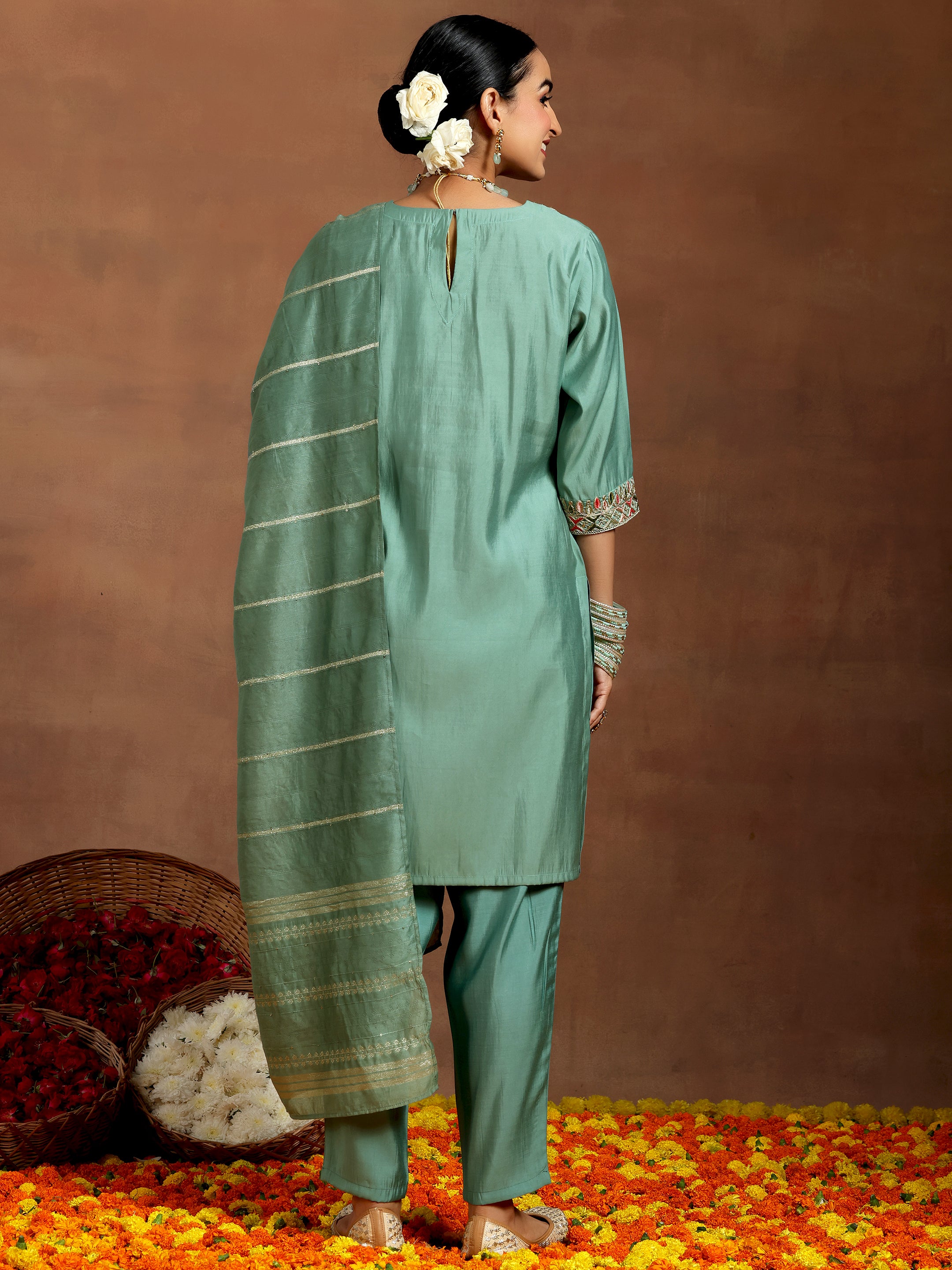 Green Embroidered Silk Blend Straight Suit With Dupatta