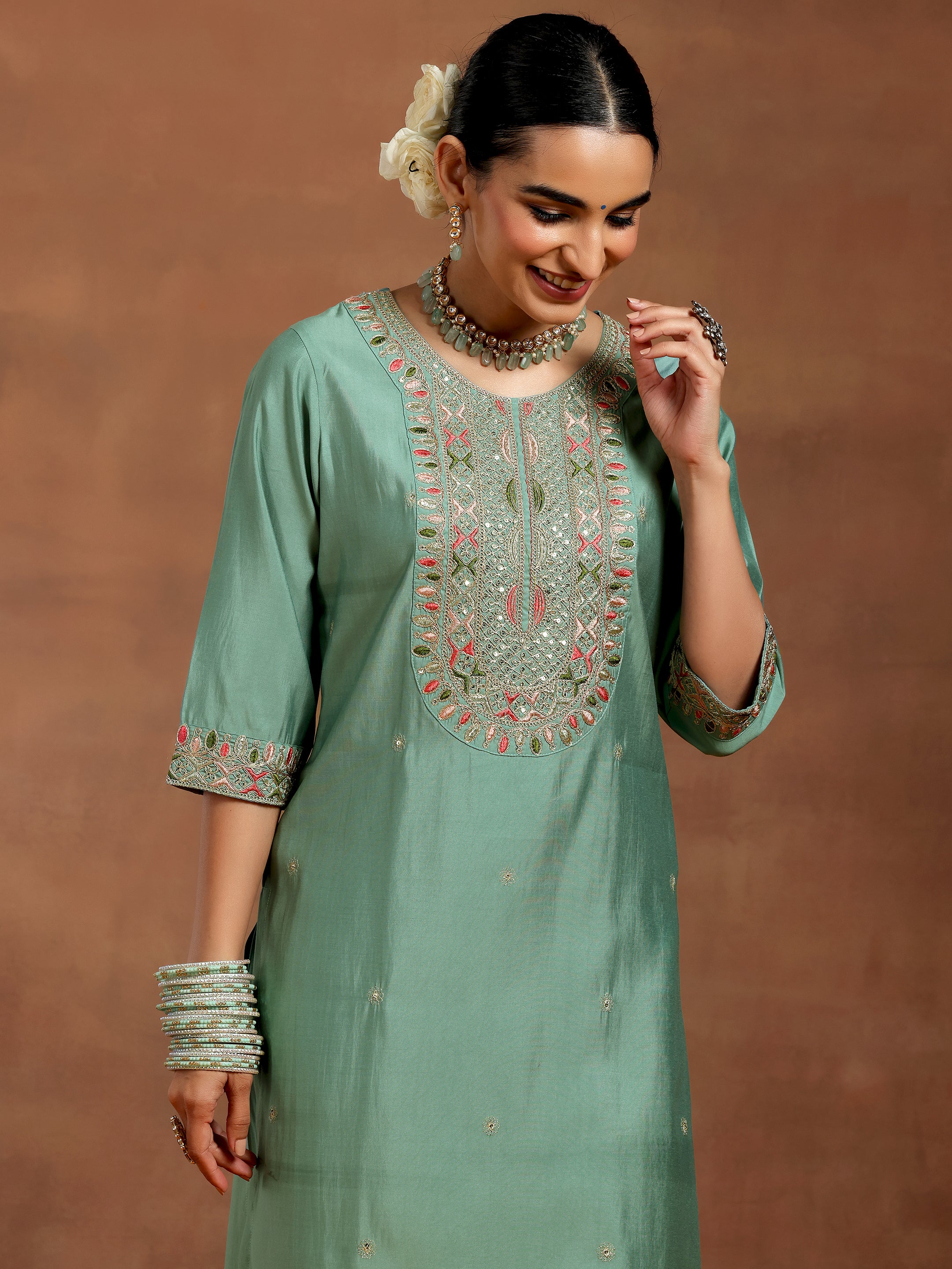 Green Embroidered Silk Blend Straight Suit With Dupatta