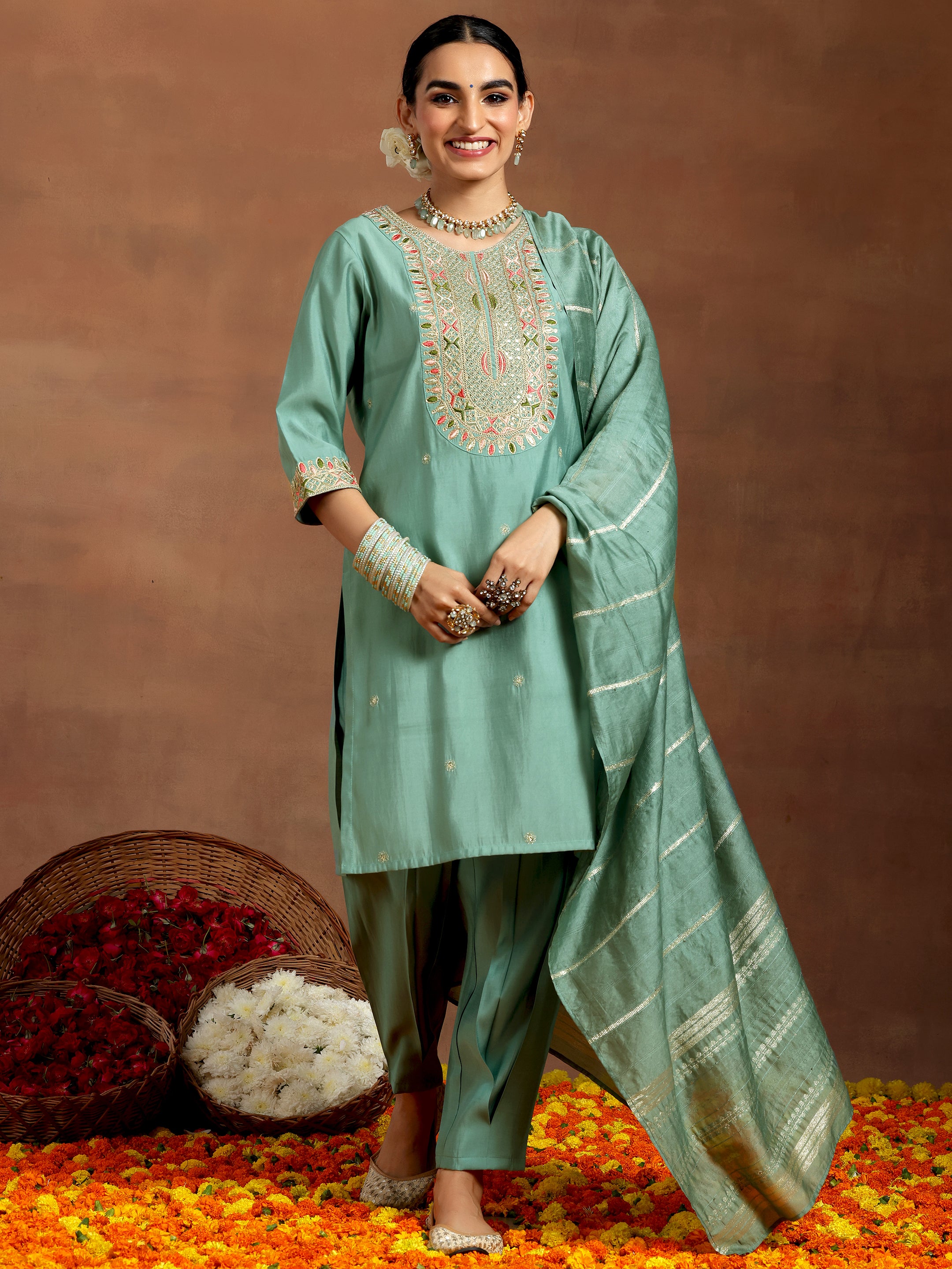 Green Embroidered Silk Blend Straight Suit With Dupatta