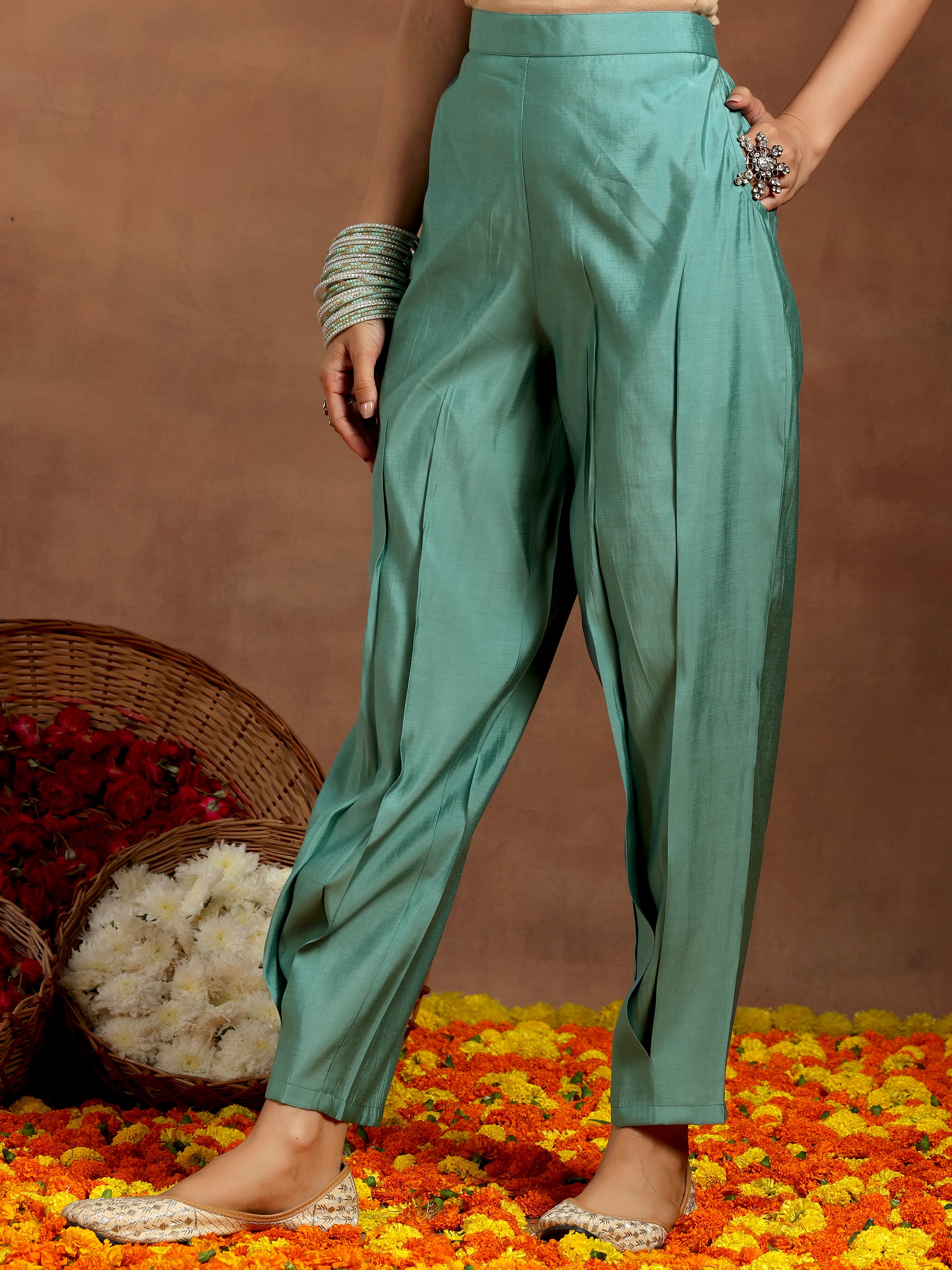 Green Embroidered Silk Blend Straight Suit With Dupatta