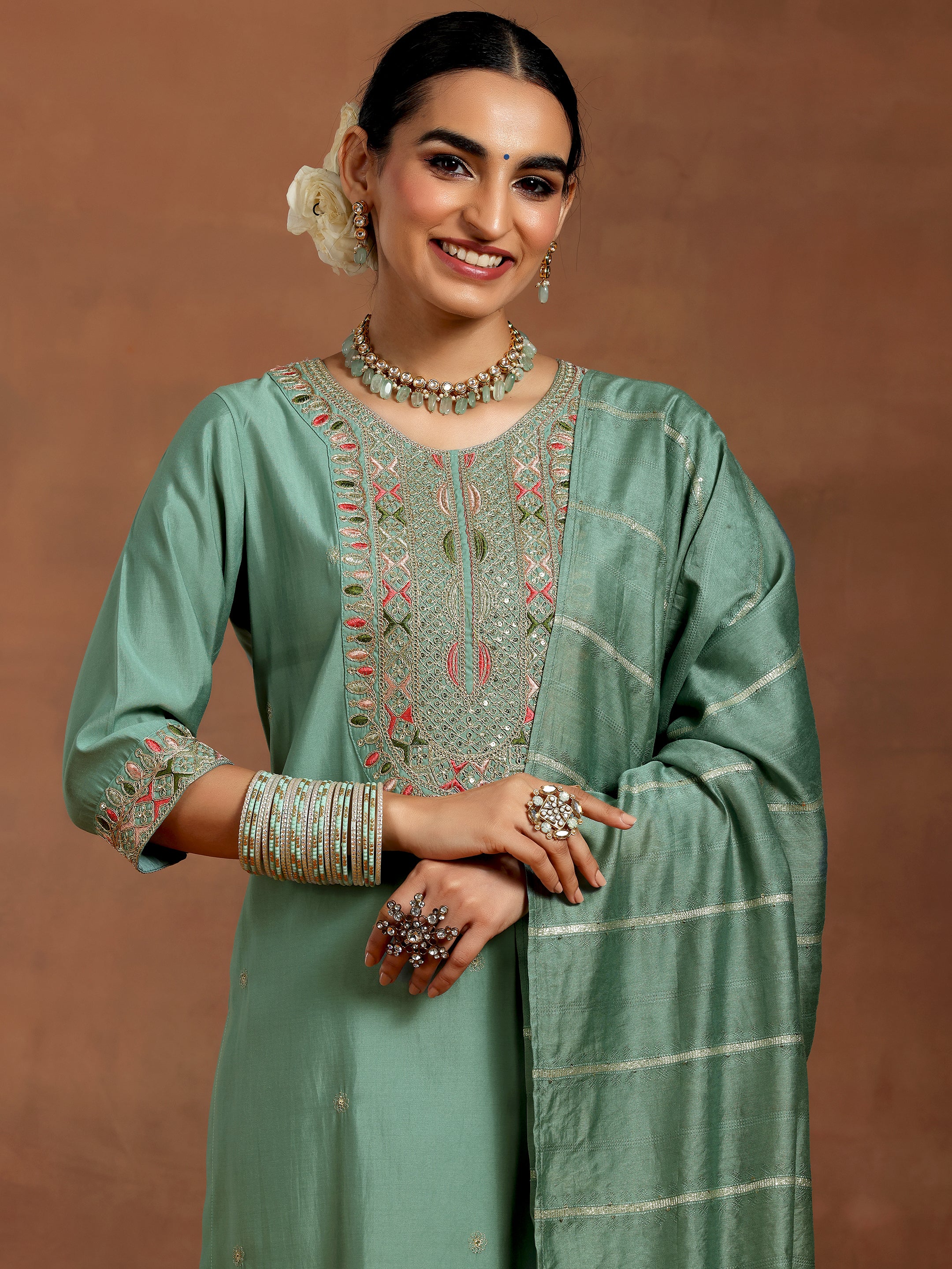 Green Embroidered Silk Blend Straight Suit With Dupatta