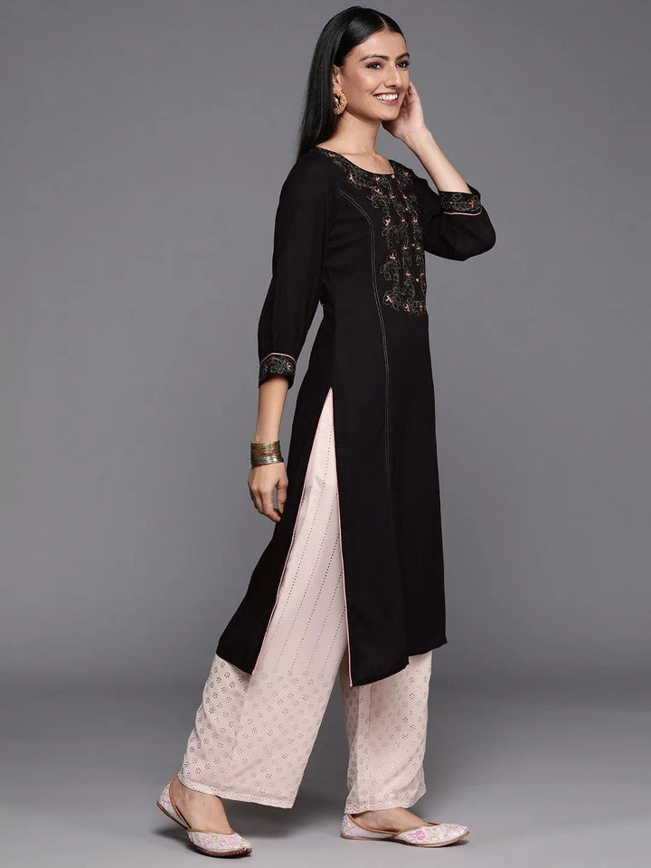 Black Yoke Design Rayon Straight Kurta - ShopLibas