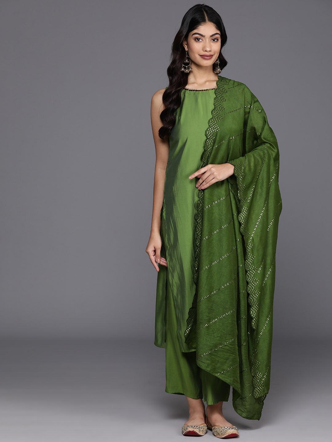 Green Solid Silk Blend Straight Suit With Dupatta