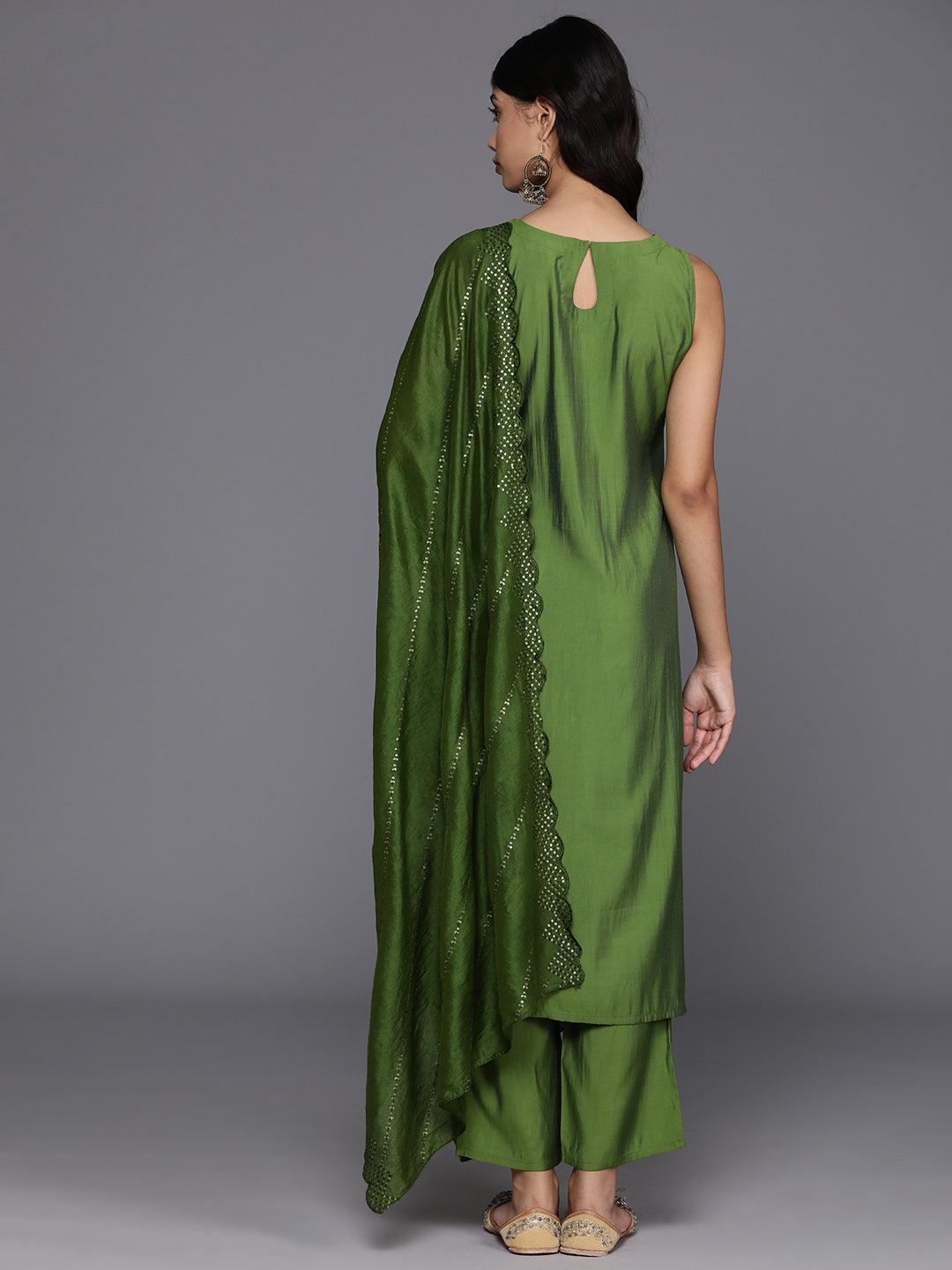 Green Solid Silk Blend Straight Suit With Dupatta