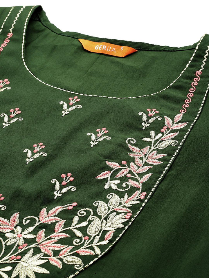 Green Yoke Design Silk Blend Straight Kurta With Trousers & Dupatta - Libas