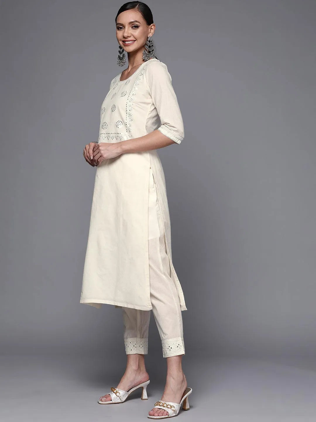 Off White Yoke Design Cotton Straight Kurta