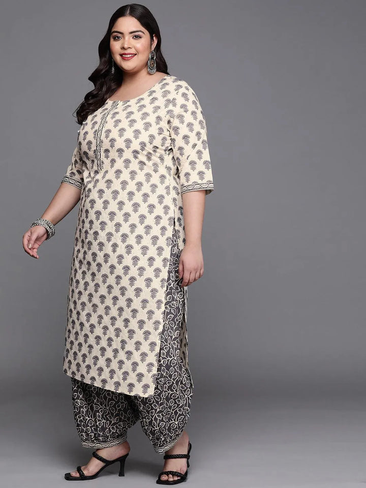 Plus Size Off White Printed Cotton Suit Set - ShopLibas