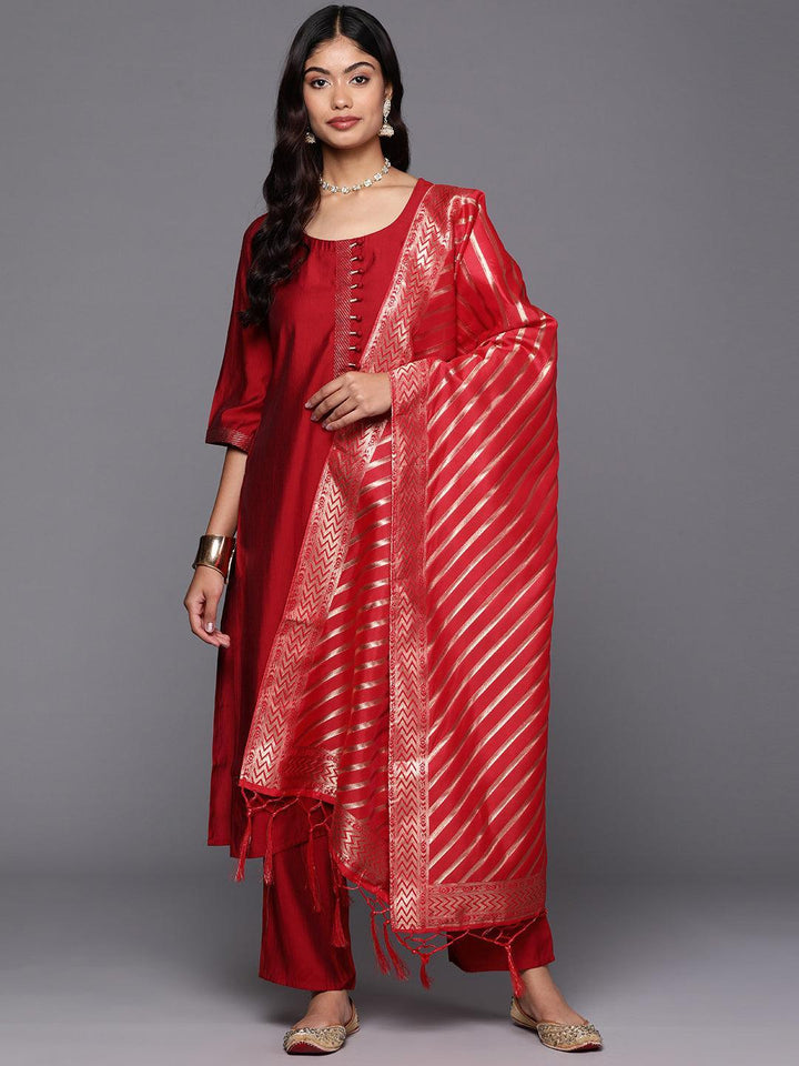 Red Solid Silk Blend Straight Kurta With Trousers & Dupatta - Libas