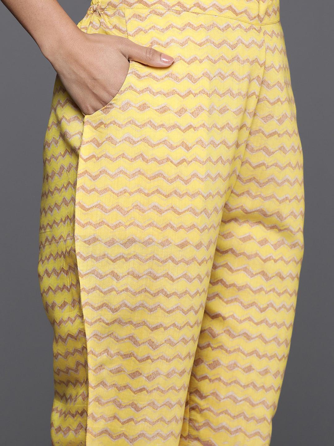 Yellow Printed Silk Blend Straight Kurta Set