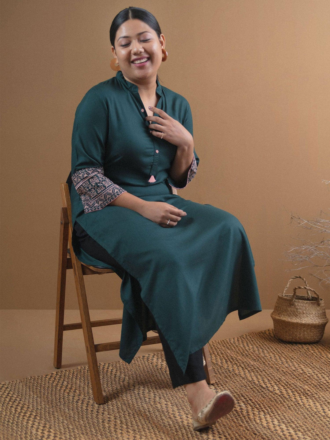 Plus Size Green Solid Rayon Kurta - ShopLibas