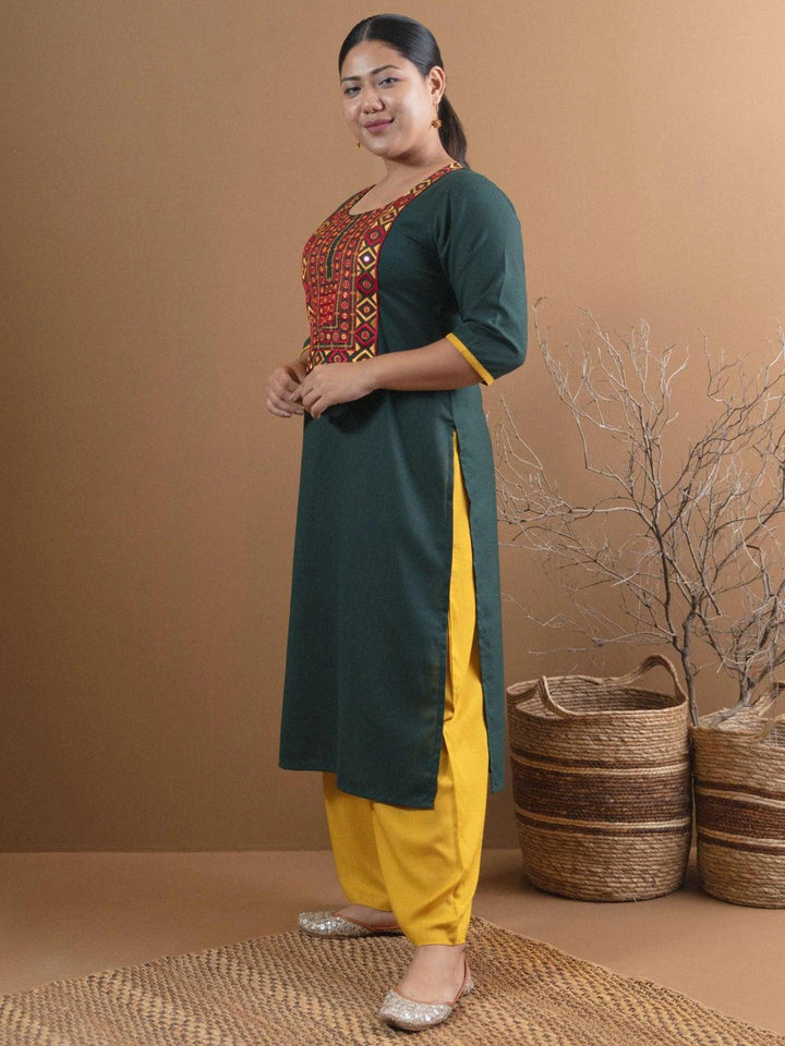 Plus Size Green Embroidered Cotton Kurta - ShopLibas