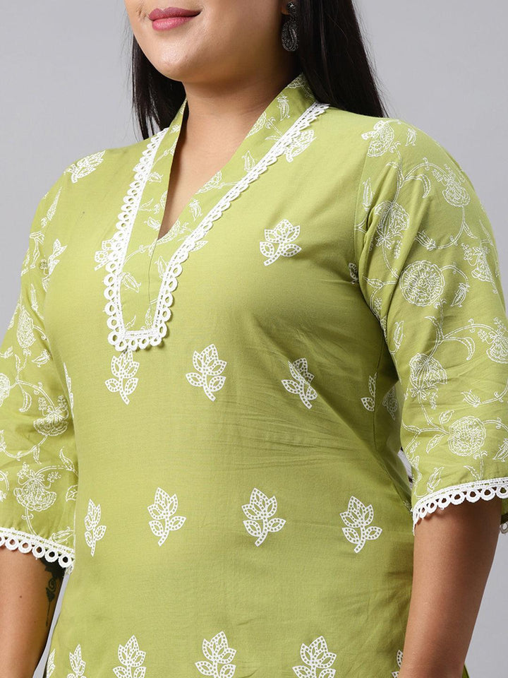 Plus Size Green Printed Cotton Kurta - ShopLibas