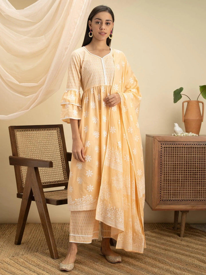 Peach Printed Cotton Suit Set - ShopLibas