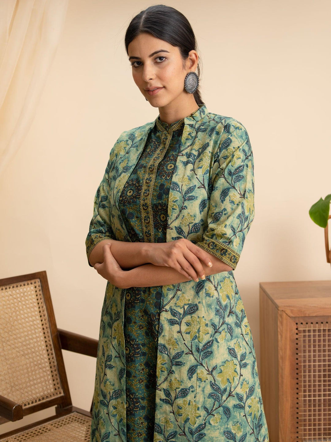 Green Printed Cotton Kurta Set With Shrug - ShopLibas