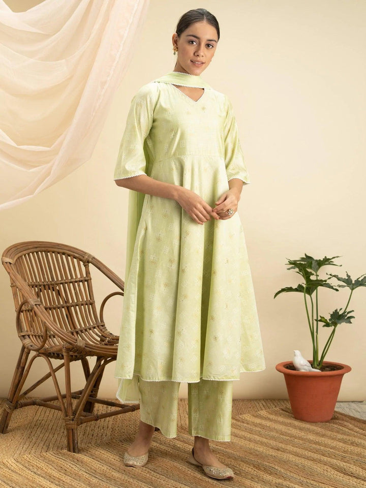 Green Printed Tussar Silk Suit Set - ShopLibas