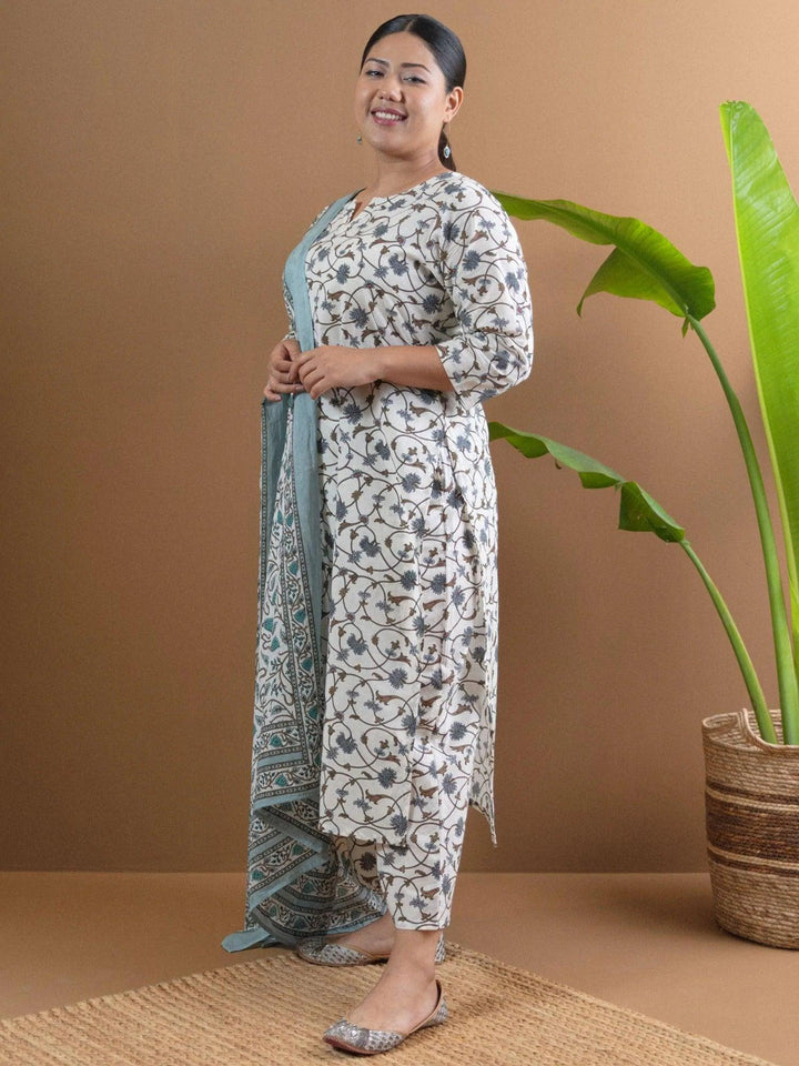 Plus Size White Printed Cotton Suit Set - ShopLibas