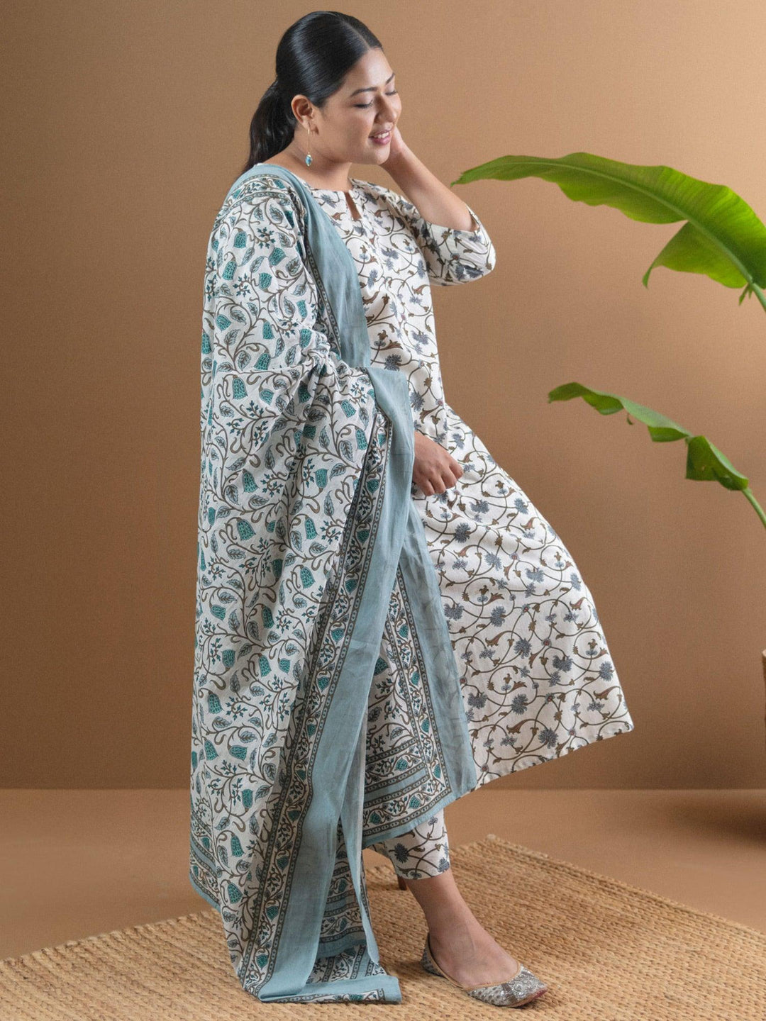 Plus Size White Printed Cotton Suit Set - ShopLibas