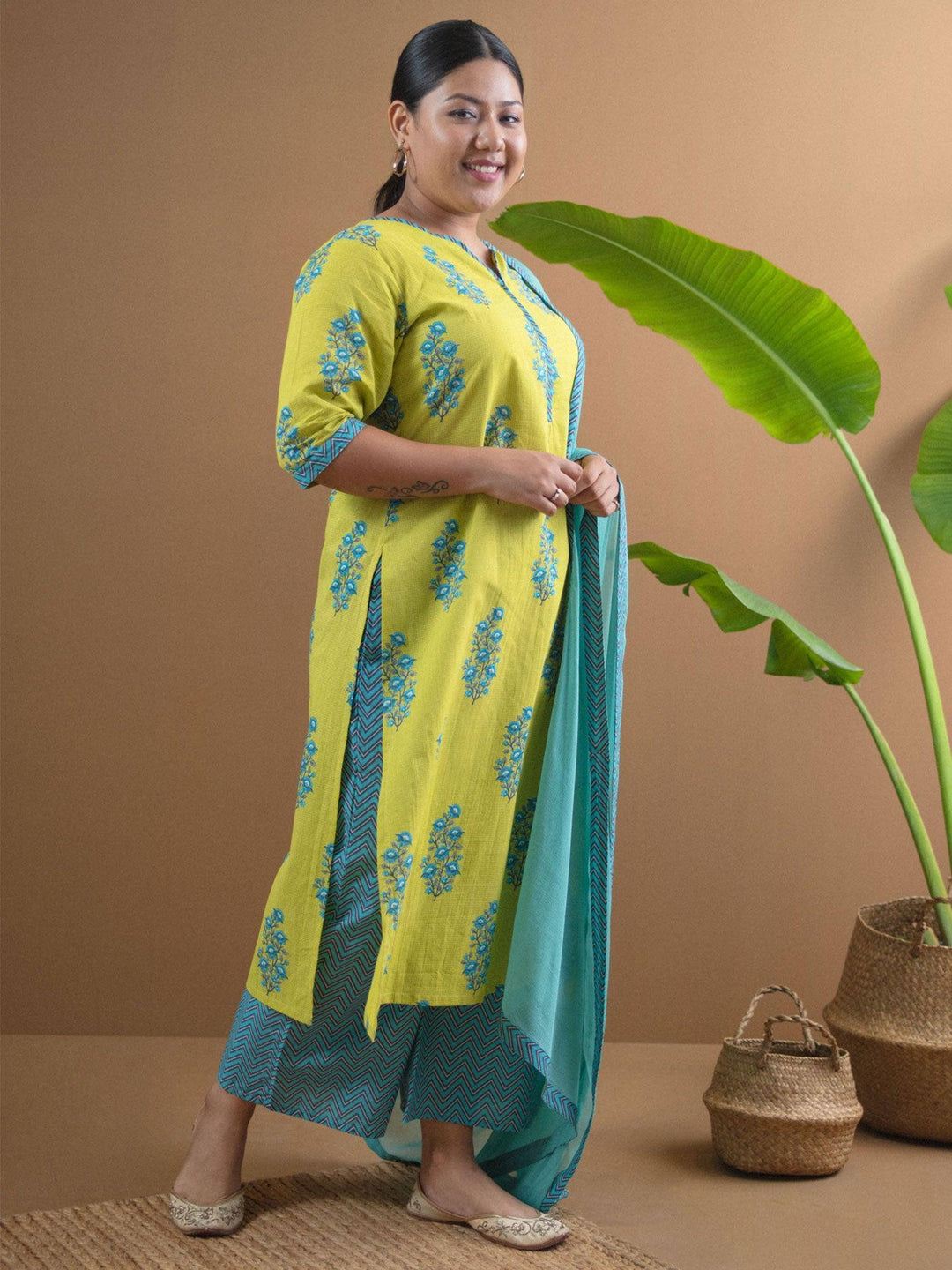 Plus Size Green Printed Cotton Suit Set - ShopLibas