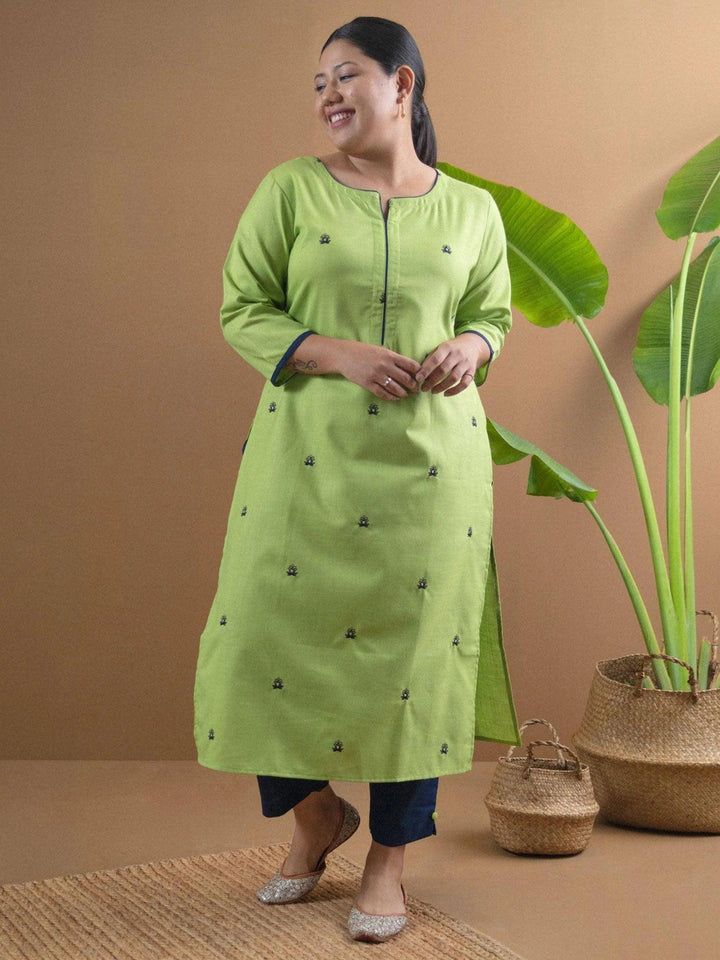 Plus Size Green Embroidered Cotton Kurta Set - ShopLibas