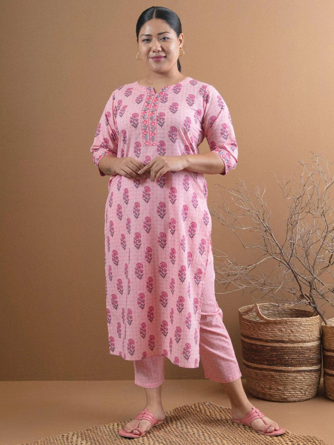 Plus Size Pink Printed Cotton Kurta Set - ShopLibas