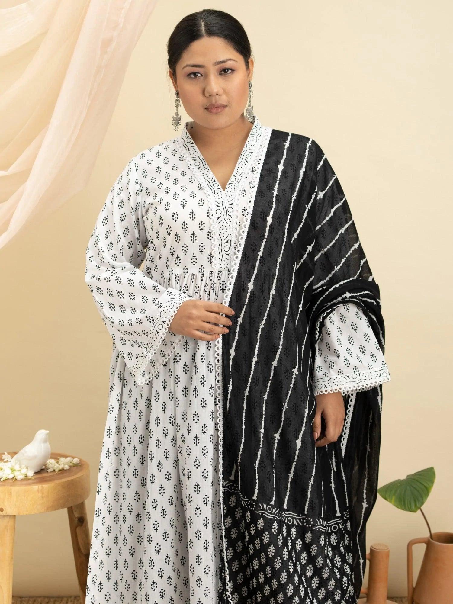 Plus Size White Printed Cotton Suit Set