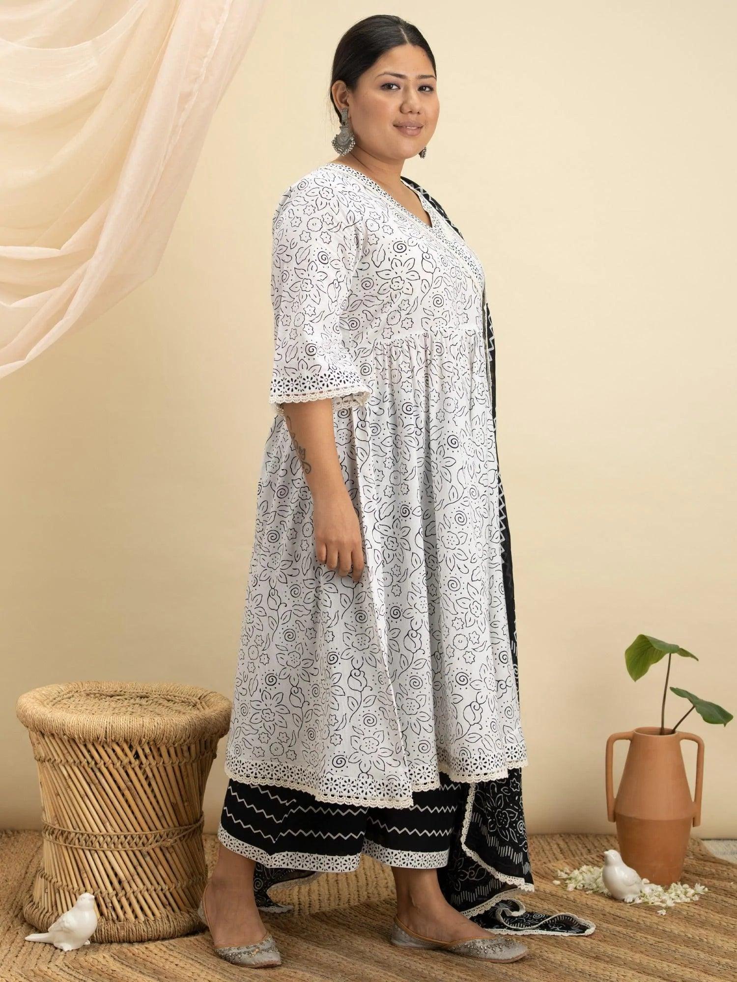 Plus Size White Printed Cotton Suit Set