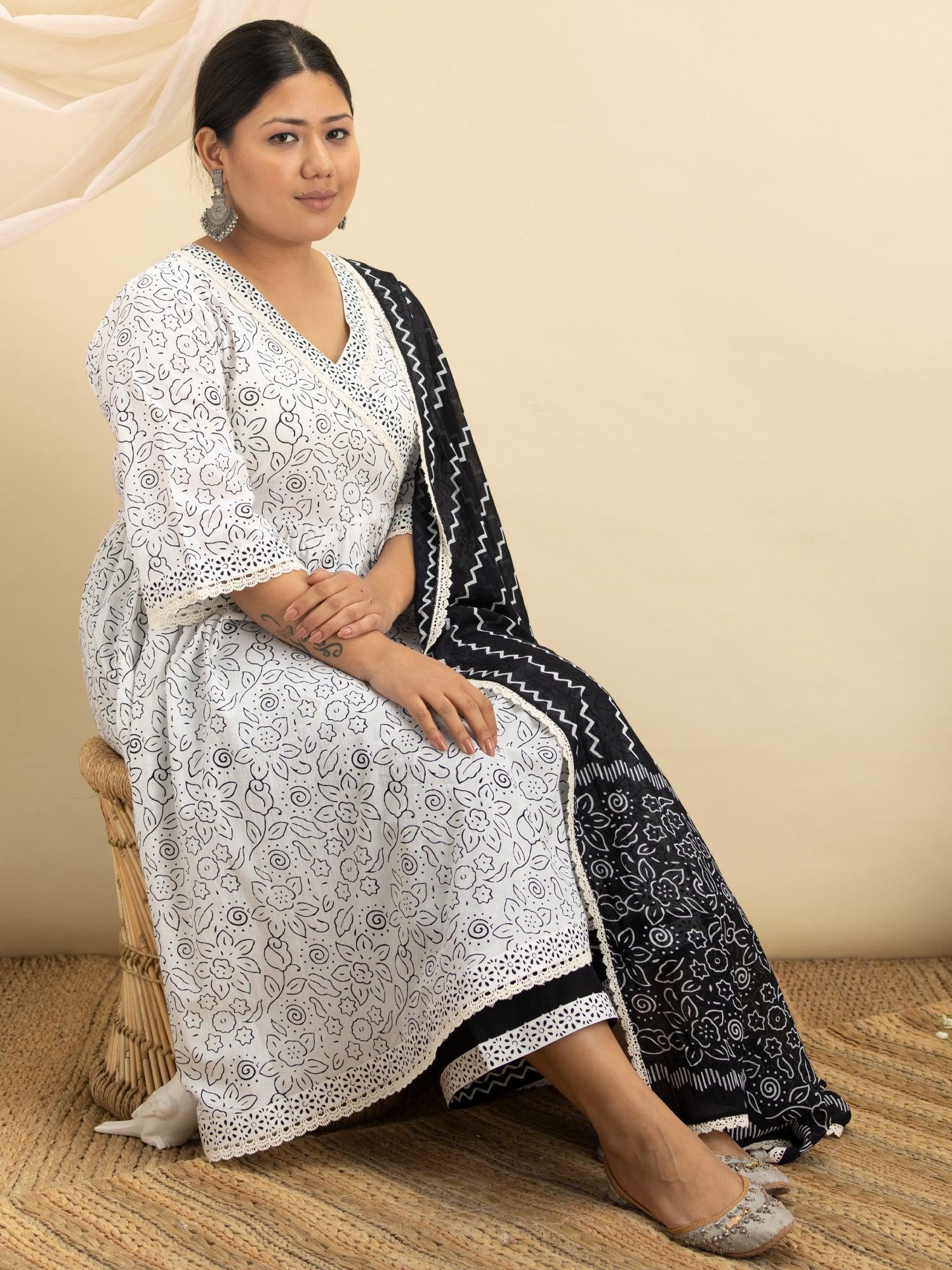 Plus Size White Printed Cotton Suit Set