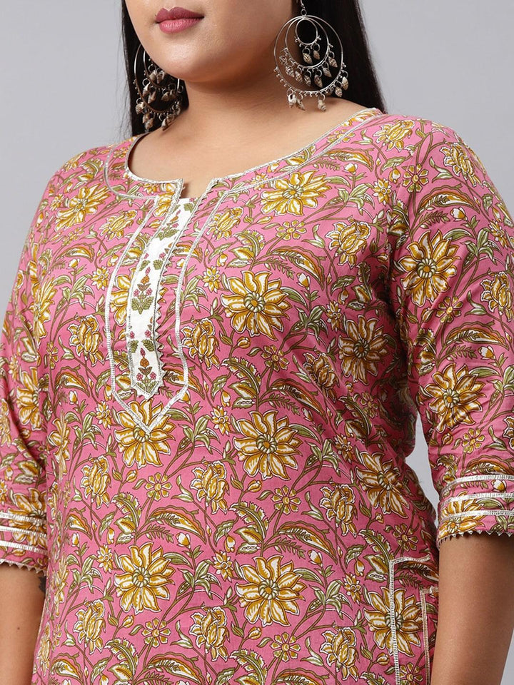 Plus Size Pink Printed Cotton Suit Set - ShopLibas