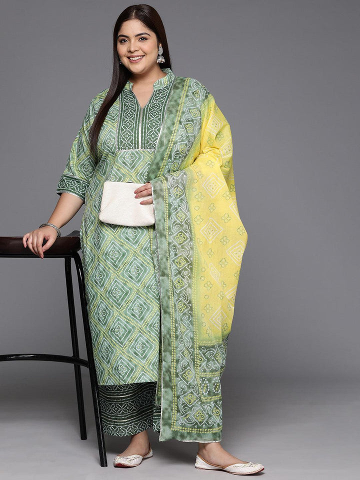 Plus Size Green Printed Cotton Straight Kurta With Trousers & Dupatta - ShopLibas