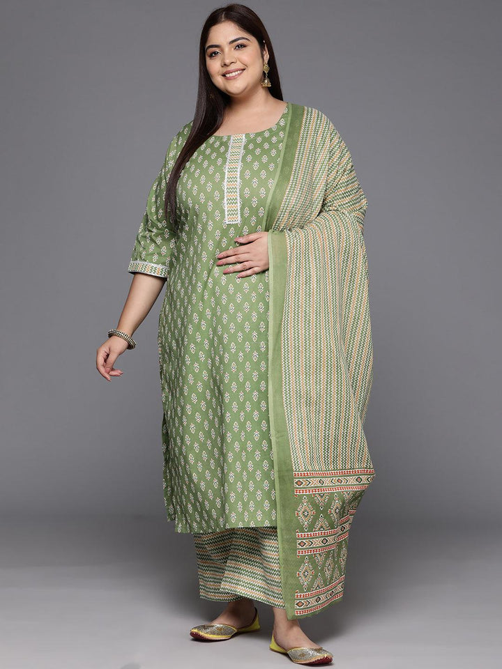 Plus Size Green Printed Cotton Straight Kurta With Trousers & Dupatta - ShopLibas