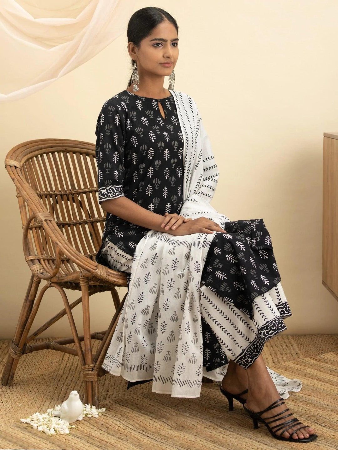 Black Printed Cotton Suit Set - ShopLibas