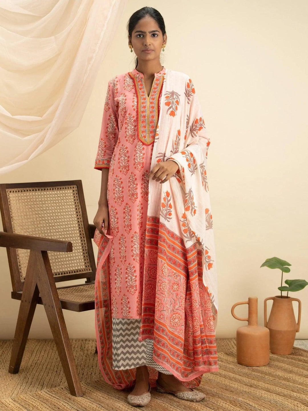 Pink Printed Cotton Suit Set - ShopLibas