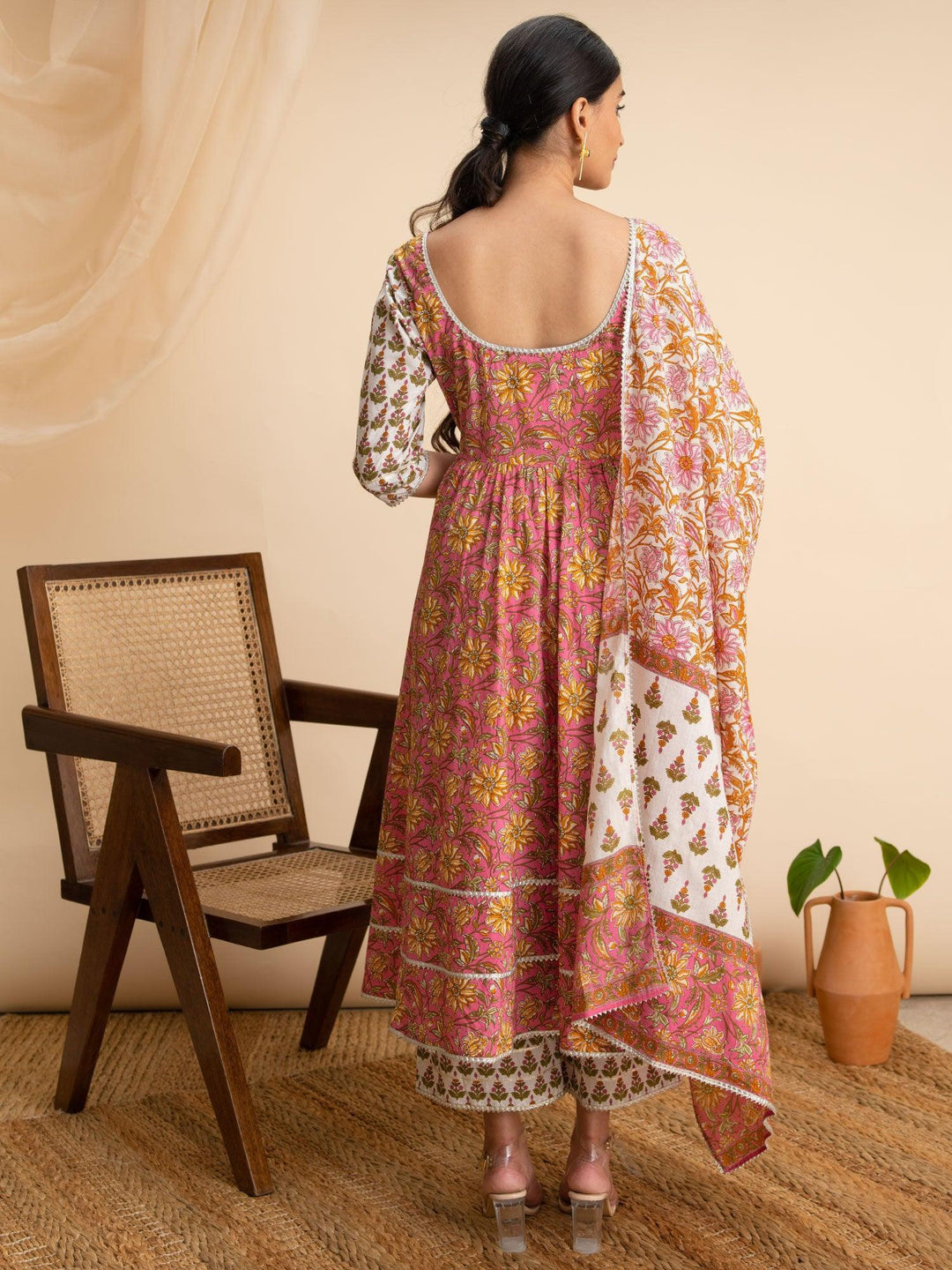 Pink Printed Cotton Suit Set - ShopLibas