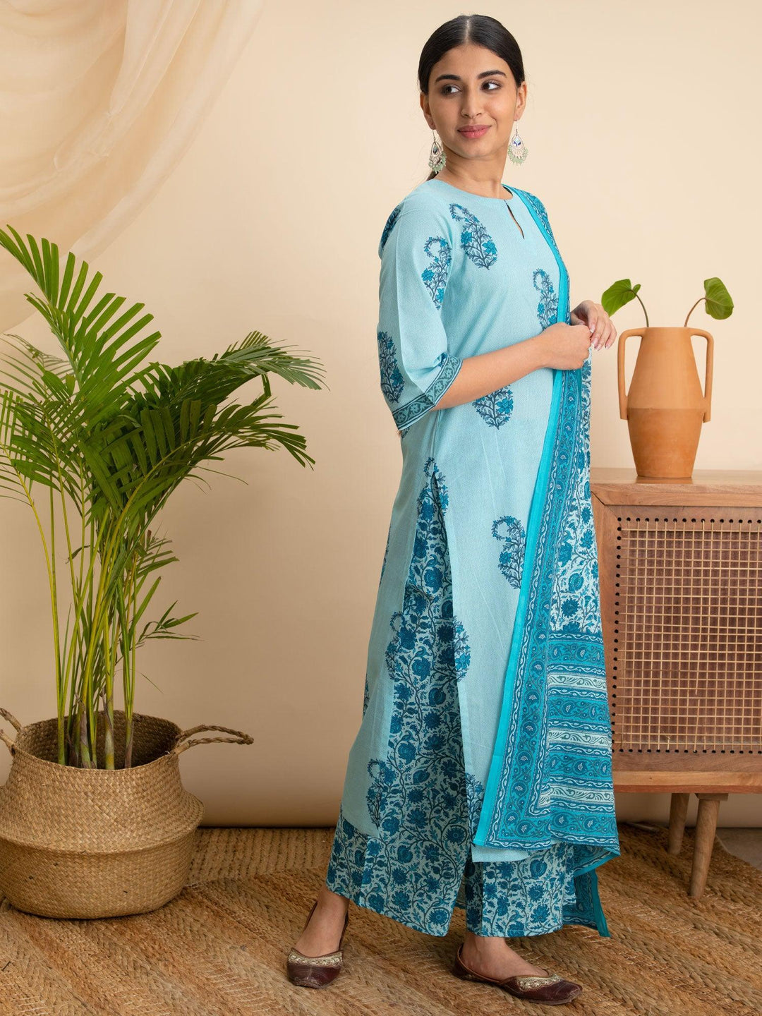 Turquoise Blue Printed Cotton Suit Set - ShopLibas