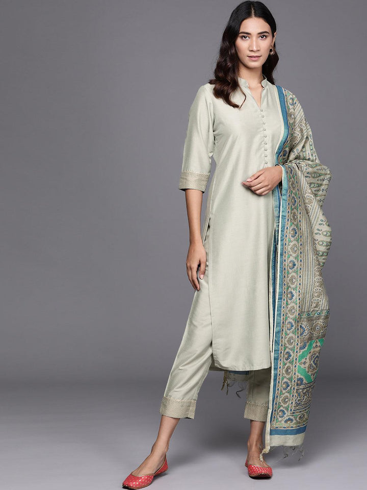 Green Solid Silk Blend Suit Set - ShopLibas