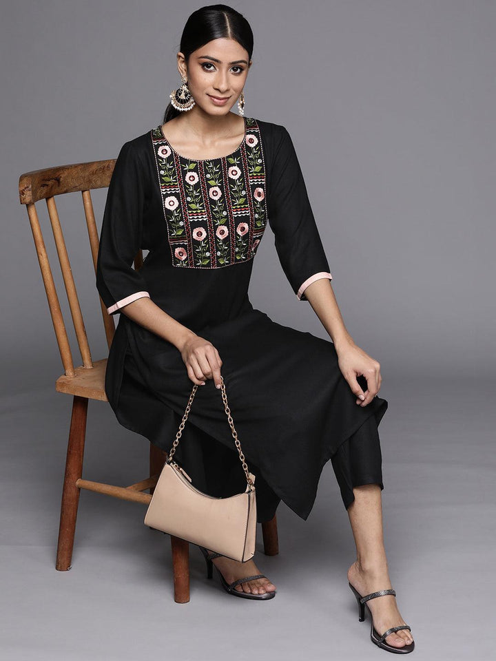 Black Printed Pashmina Wool Kurta - ShopLibas