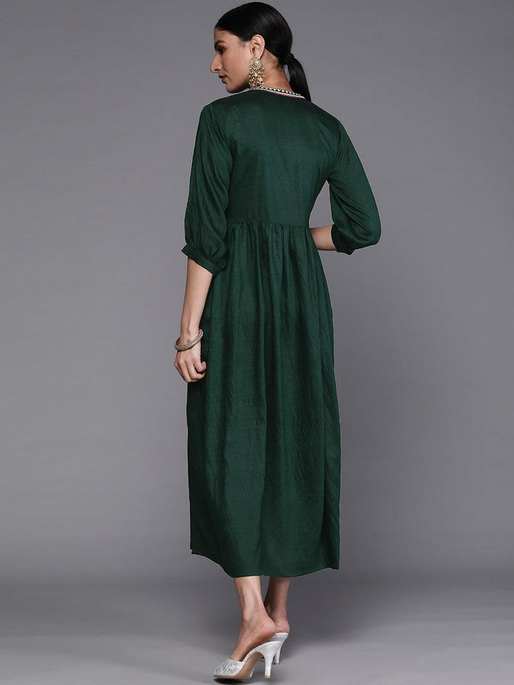 Green Embroidered Viscose Rayon Dress - ShopLibas