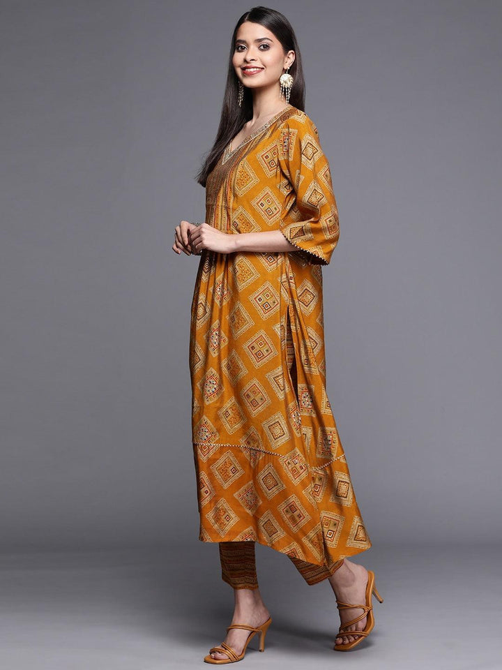 Yellow Printed Chanderi Silk Kurta - ShopLibas