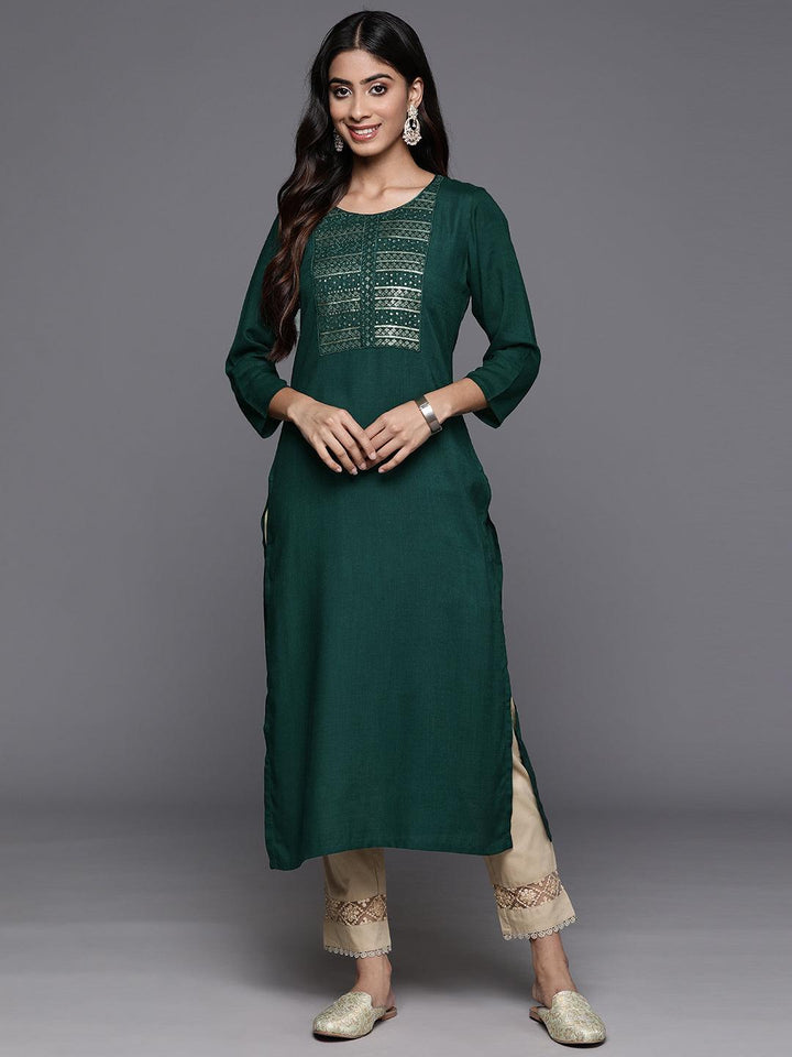 Green Yoke Design Rayon Straight Kurta - ShopLibas