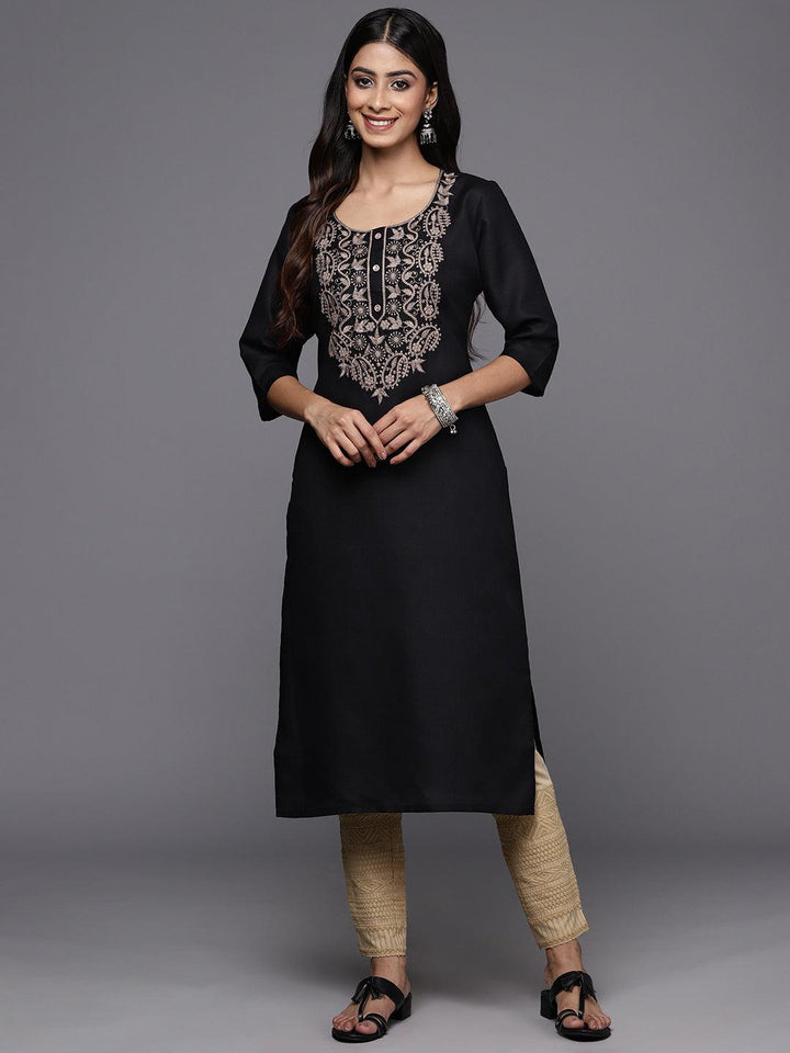 Black Yoke Design Cotton Straight Kurta - ShopLibas