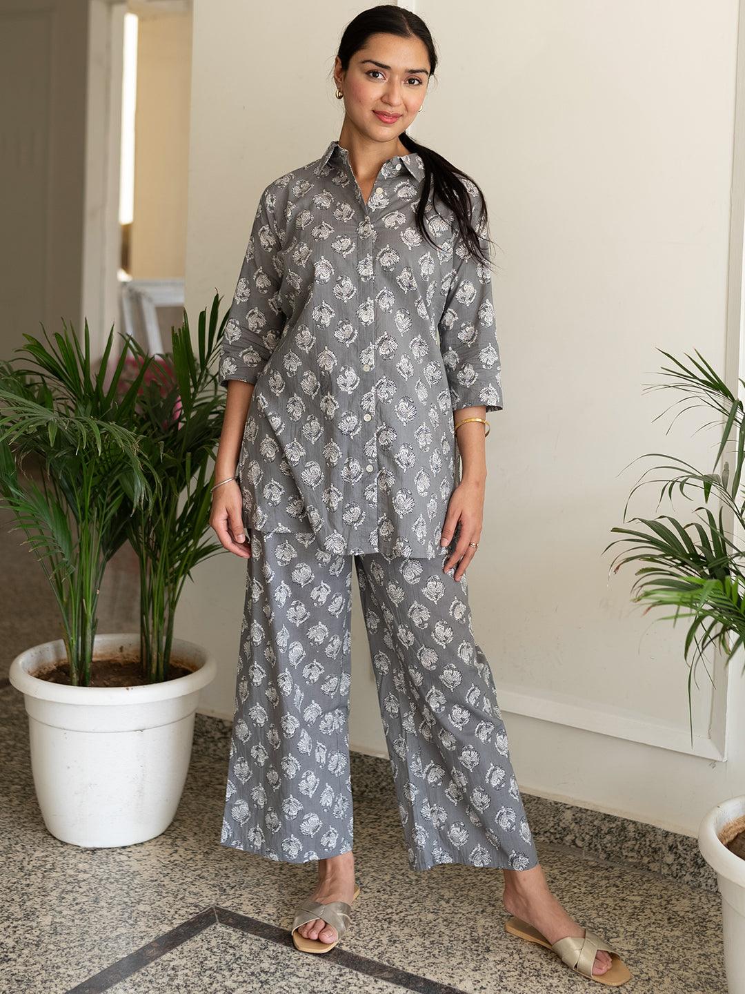 Grey Printed Cotton Night Suit - ShopLibas